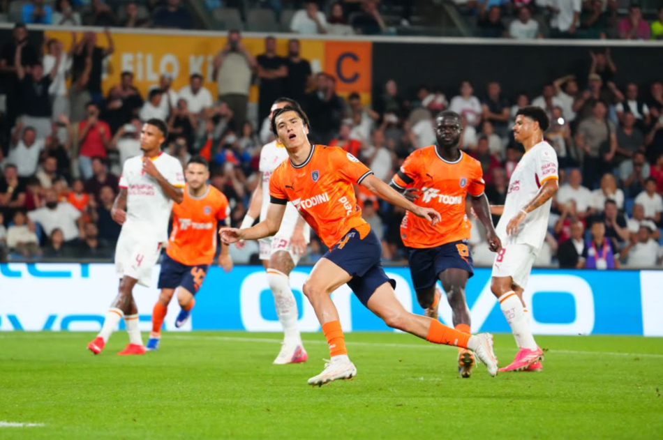 Basaksehir FK vs Galatasaray (00:00 – 05/09)